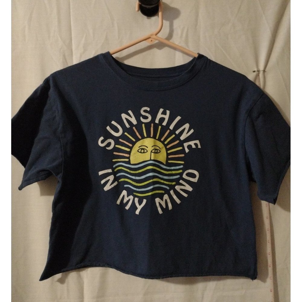 Modern Lux Med Cropped Blue Tshirt, NWOT